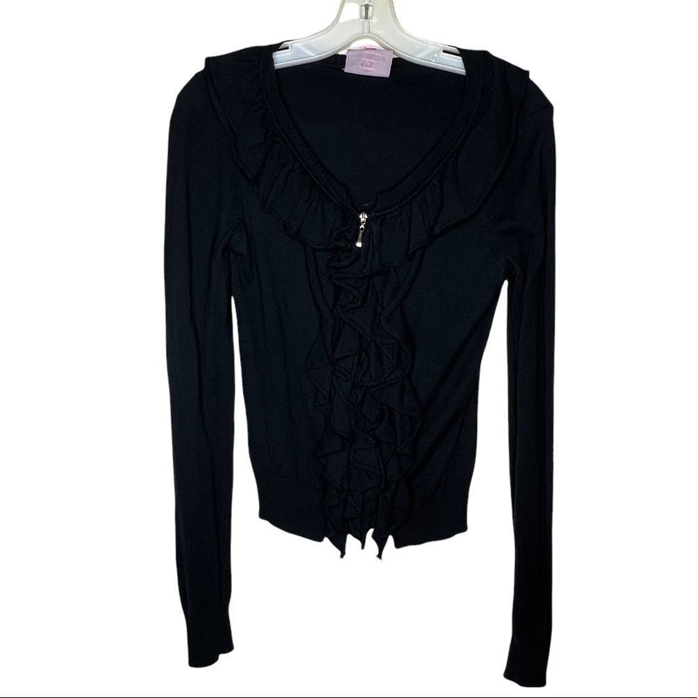 Romeo & Juliet Couture Sweater‎